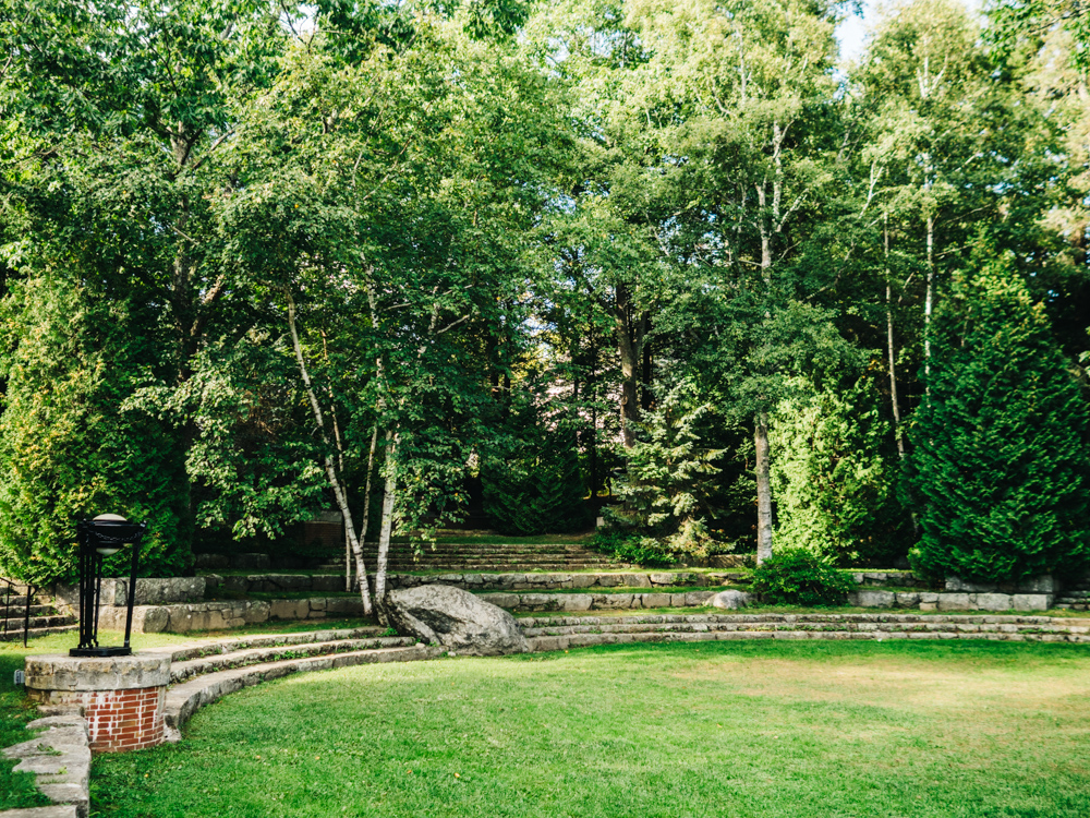 Amphitheater | Camden, Maine | Photography by Carla Gabriel Garcia