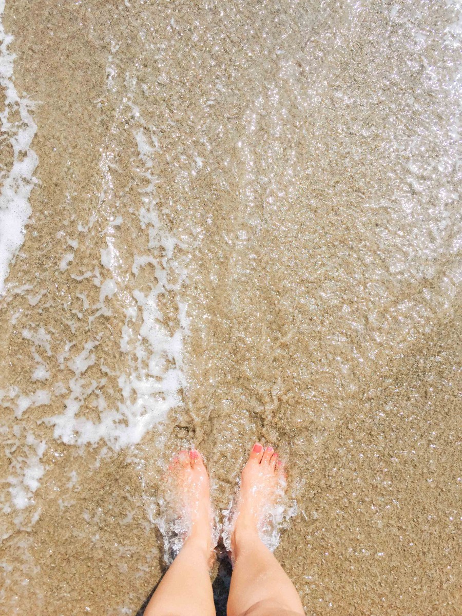 Toes in the Surf Step 3 | Carla Gabriel Garcia